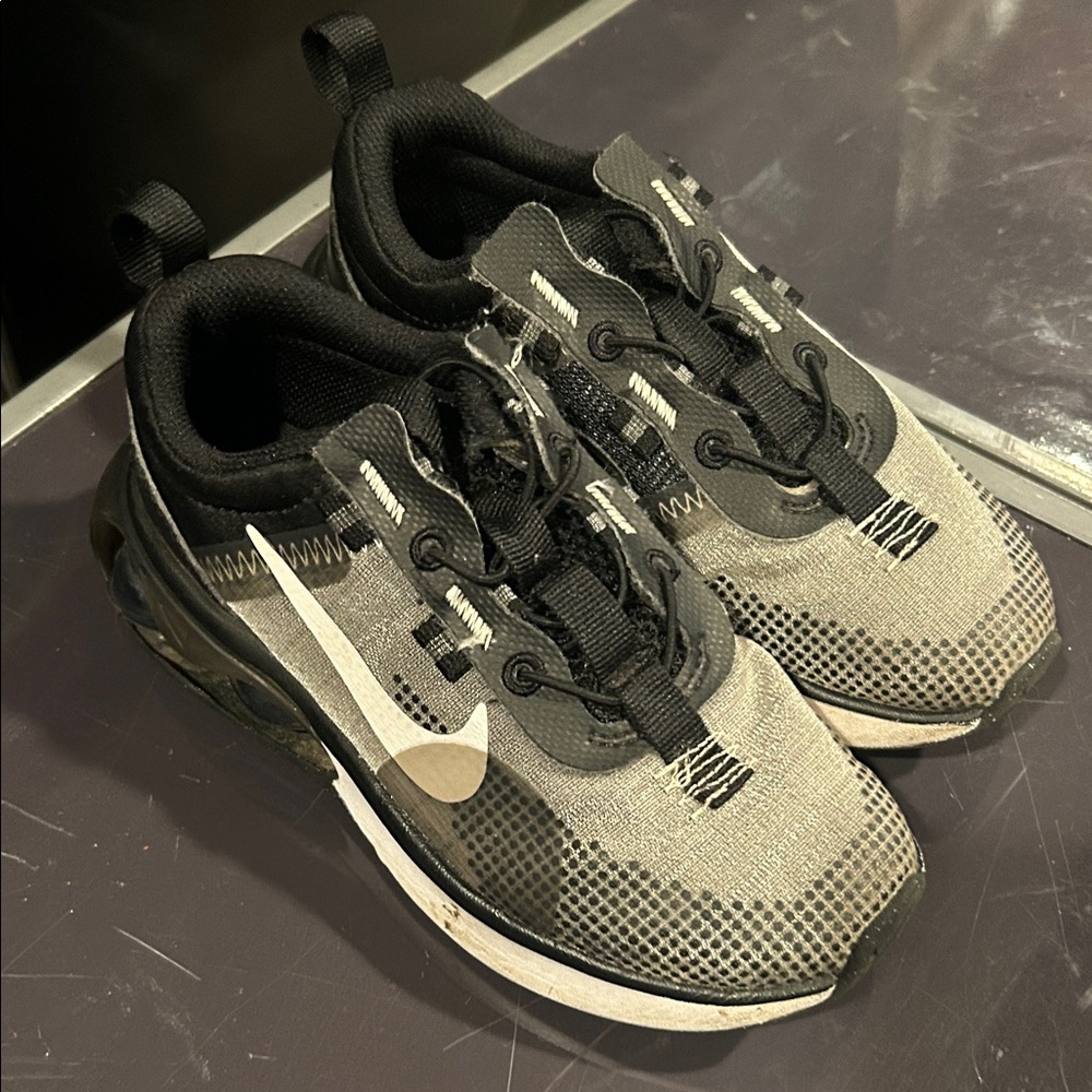 Nike Kids Black and White Sneakers